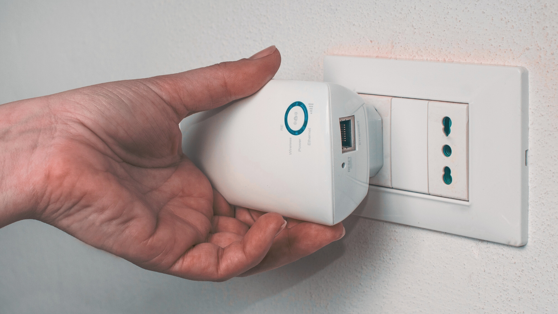 What Are WiFi Boosters – And Do They Work? – Semerika